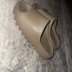 Yeezy Slides