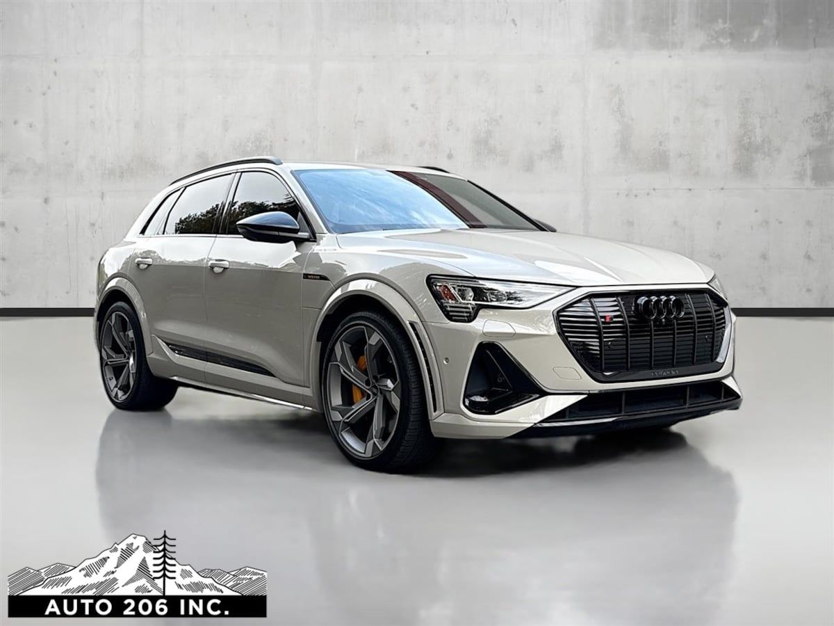 2022 Audi e-tron S