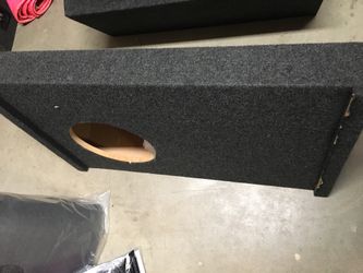 Subwoofer box for GM crew cab 07-13