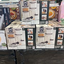 Member’s Mark 9 Pieces Bakers Food Storage Set