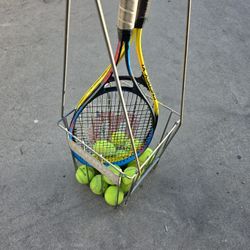 Tennis 2  Racket With Alot Balls 