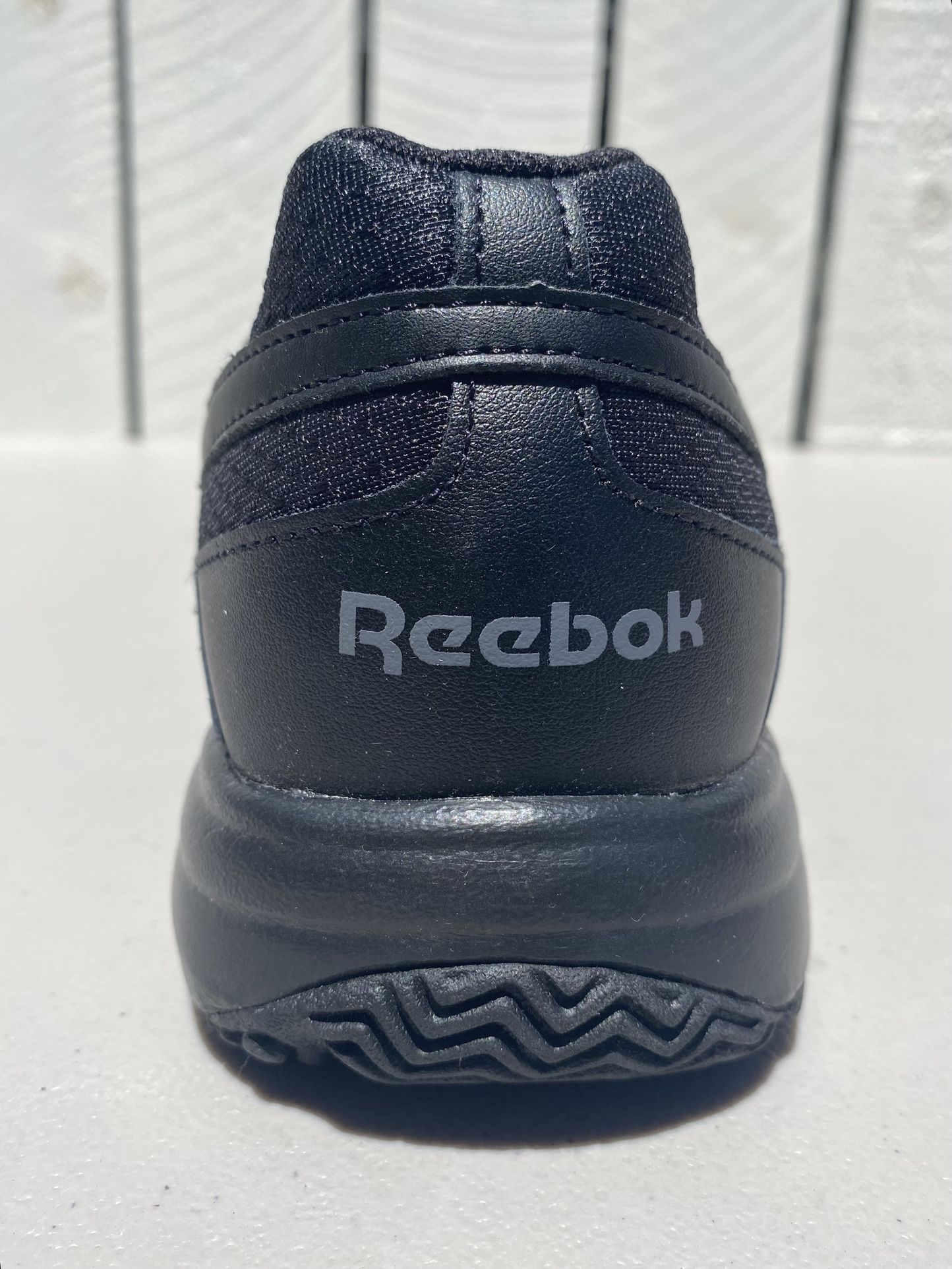 Reebok Slip Resistant Shoe Men’s 8