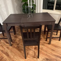 Solid Wood 5- Piece Dinning Set 