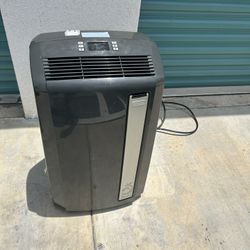 Portable Ac Unit 12,500 BTU. No attachments but can find universal.