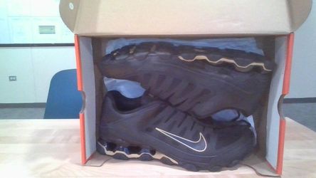 NIKE REAX 8 TR MESH SIZES 10.5