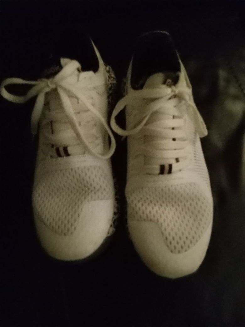 Reebok Galaxys Size 8 Womens Tennis Shoes