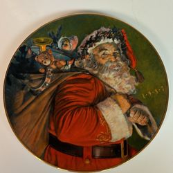 Vintage Christmas 1987 Avon Collector 8” Porcelain Plate  “The Magic That Santa Brings".