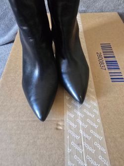 Calvin Klein Black leather boots Sz 9m