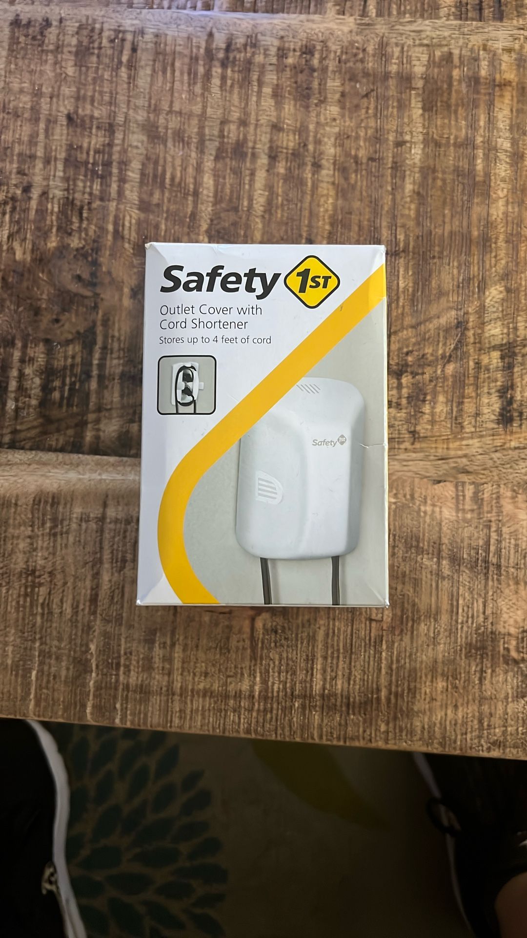Safety First Outlet Cover With Cord Shortener