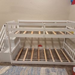 Bunk Bed With Storage Shelf