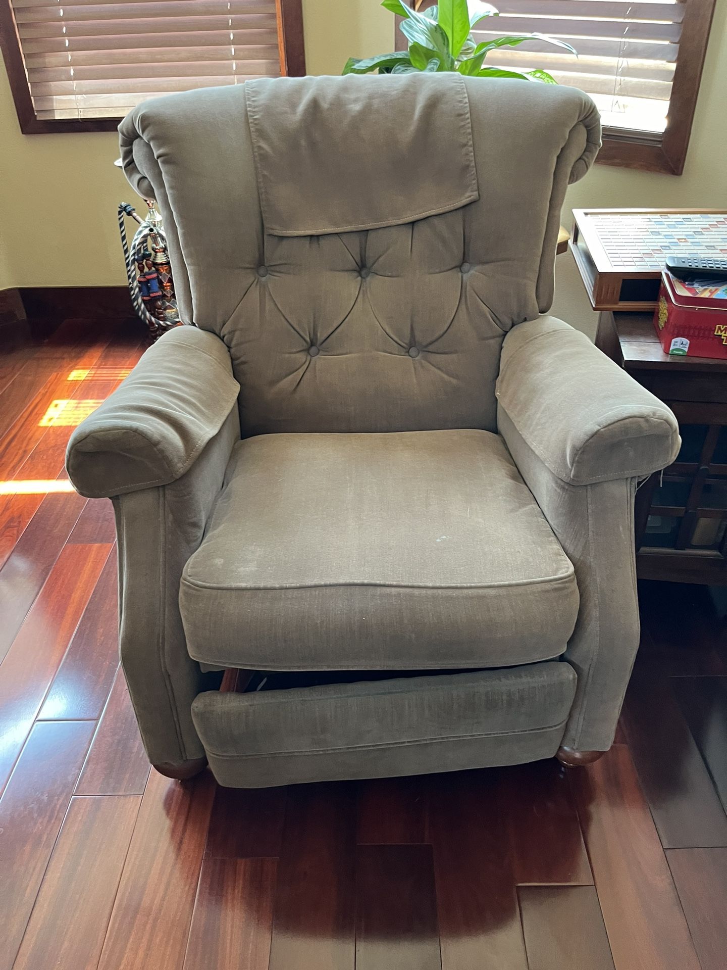 Free Recliner