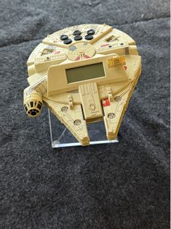 Star Wars Millennium Falcon Digital Alarm Clock Radio