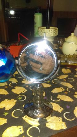 Cute magnifying mirror 💏
