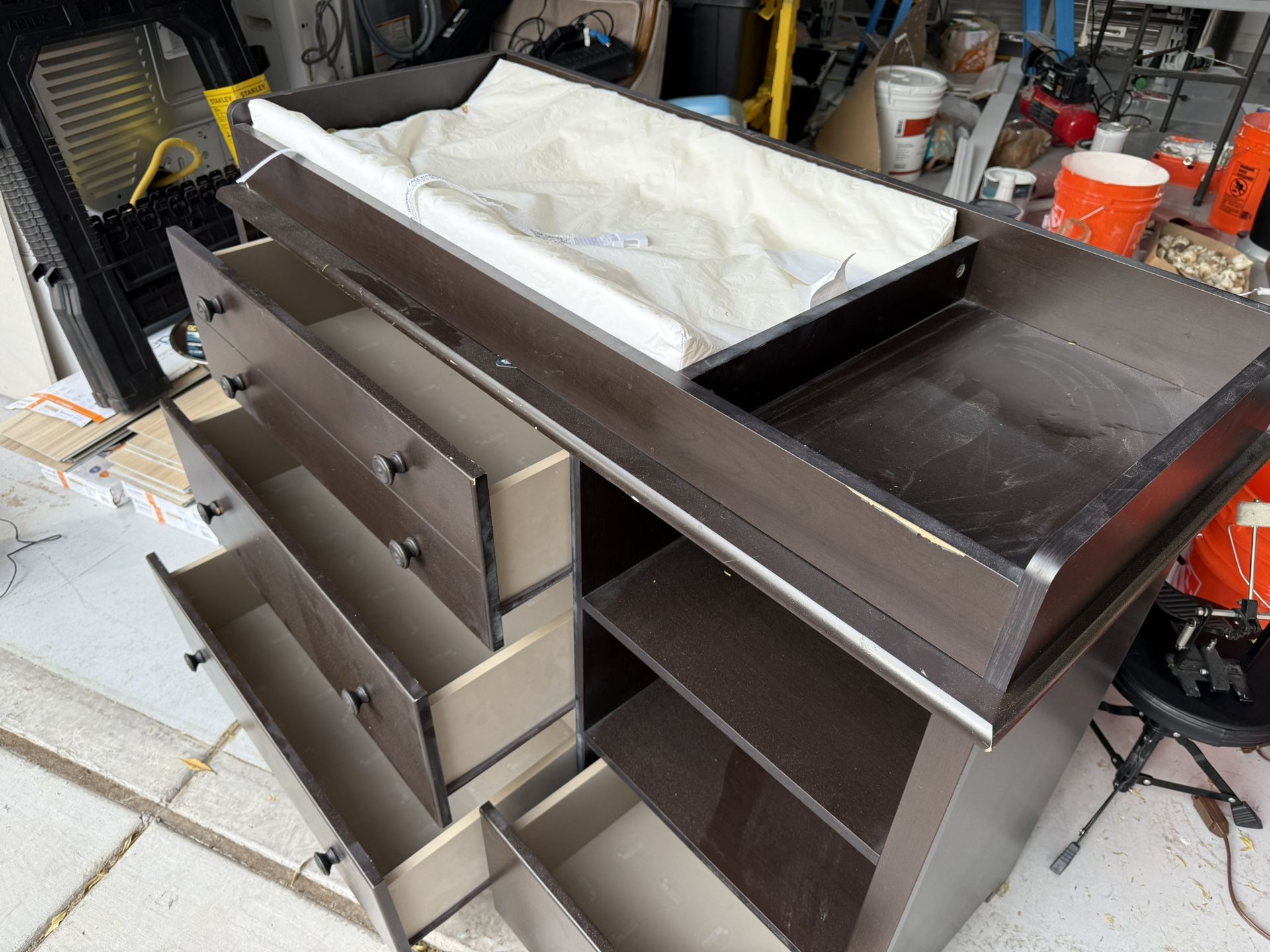 Infant Change Table with Drawers
