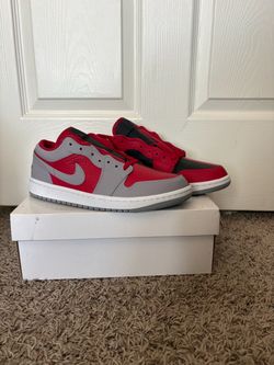 Wmns Air Jordan 1 Low SE Split Gym Red Cement Grey