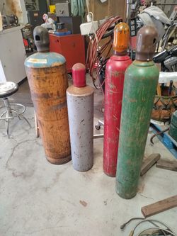 Tanks Oxygen & Acetylene