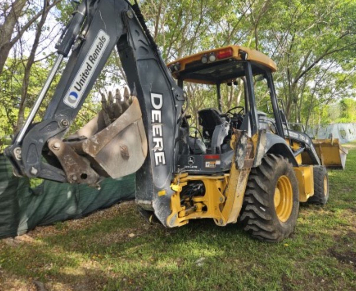 John Deere 310 Backhoe