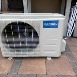 MrCool 12000 BTU Mini split AC 