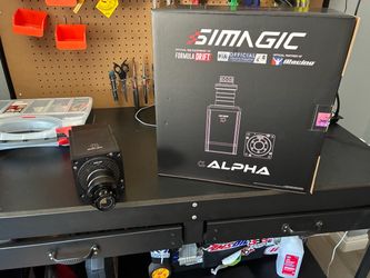 SIMAGIC Alpha Wheelbase