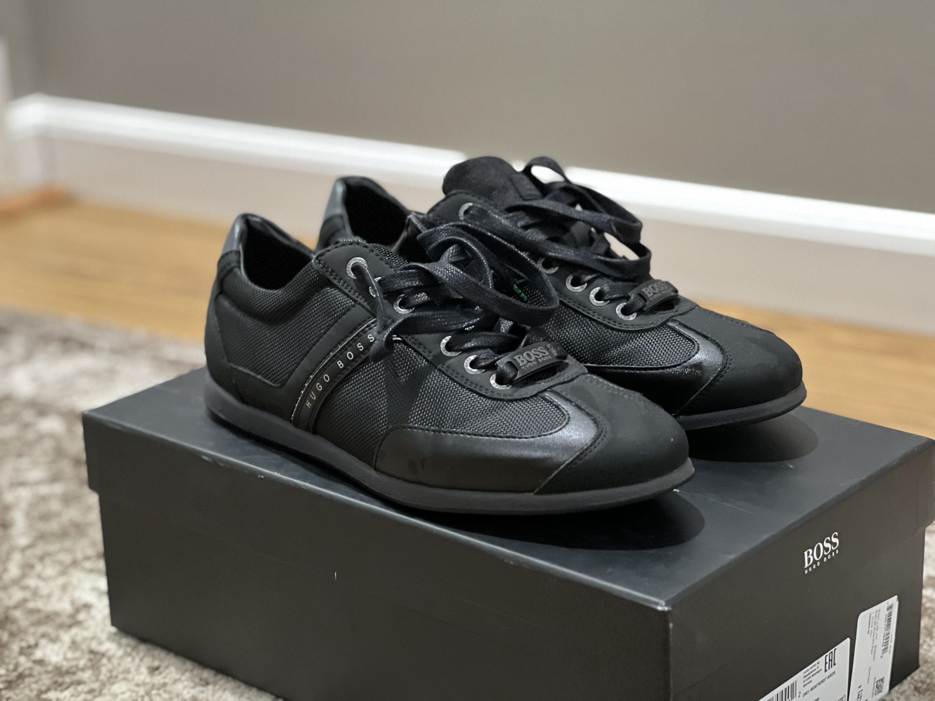 Hugo Sneakers for Sale in West Babylon, NY - OfferUp
