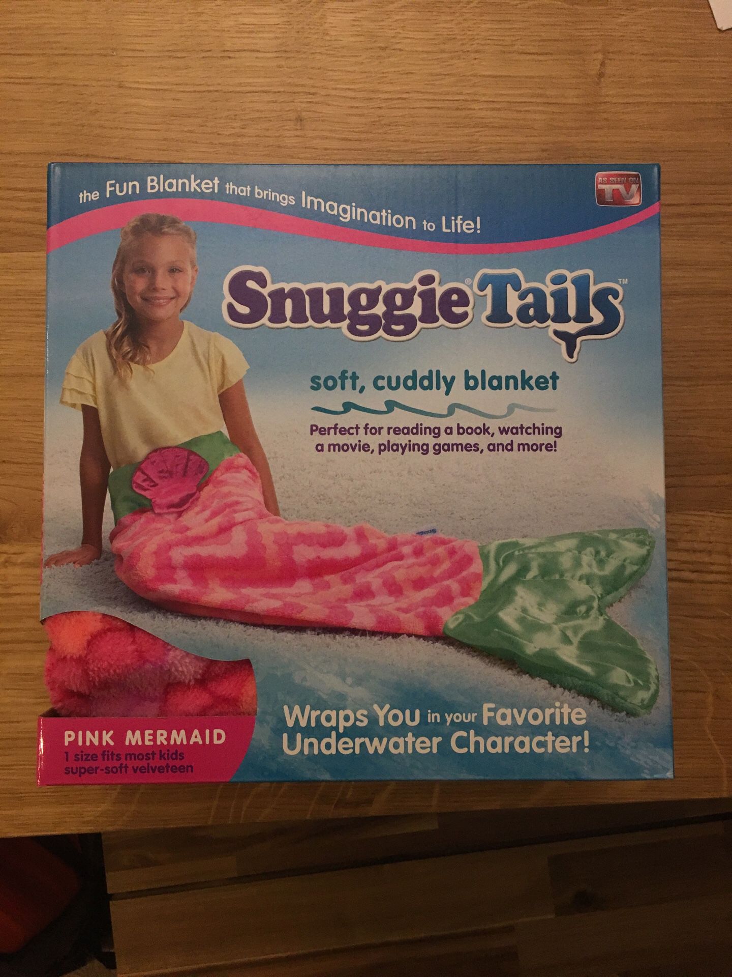Snuggie Tails soft cuddly blanket