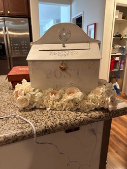 Mailbox for wedding