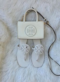 TORY BURCH Originales $170, por los dos.