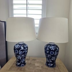 2 BEAUTIFUL PIER1 IMPORTS LAMPS