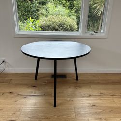 HAY round dining table
