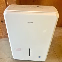 Like New Insignia™ - 35-Pint Dehumidifier with ENERGY STAR Certification - White 