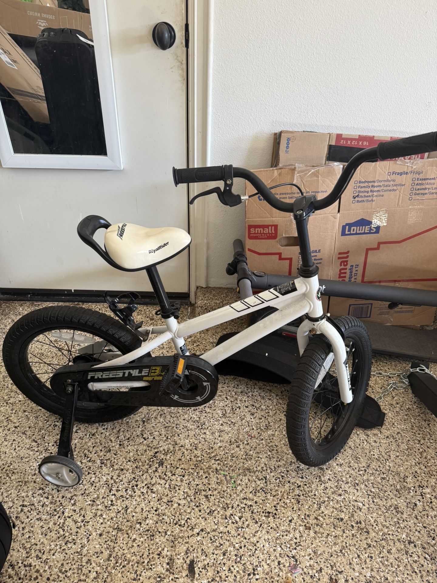 Kids Bike With Training Wheels 