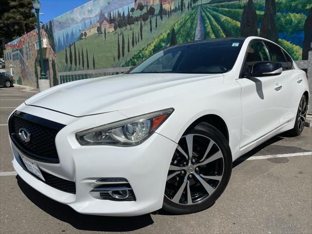 2014 INFINITI Q50