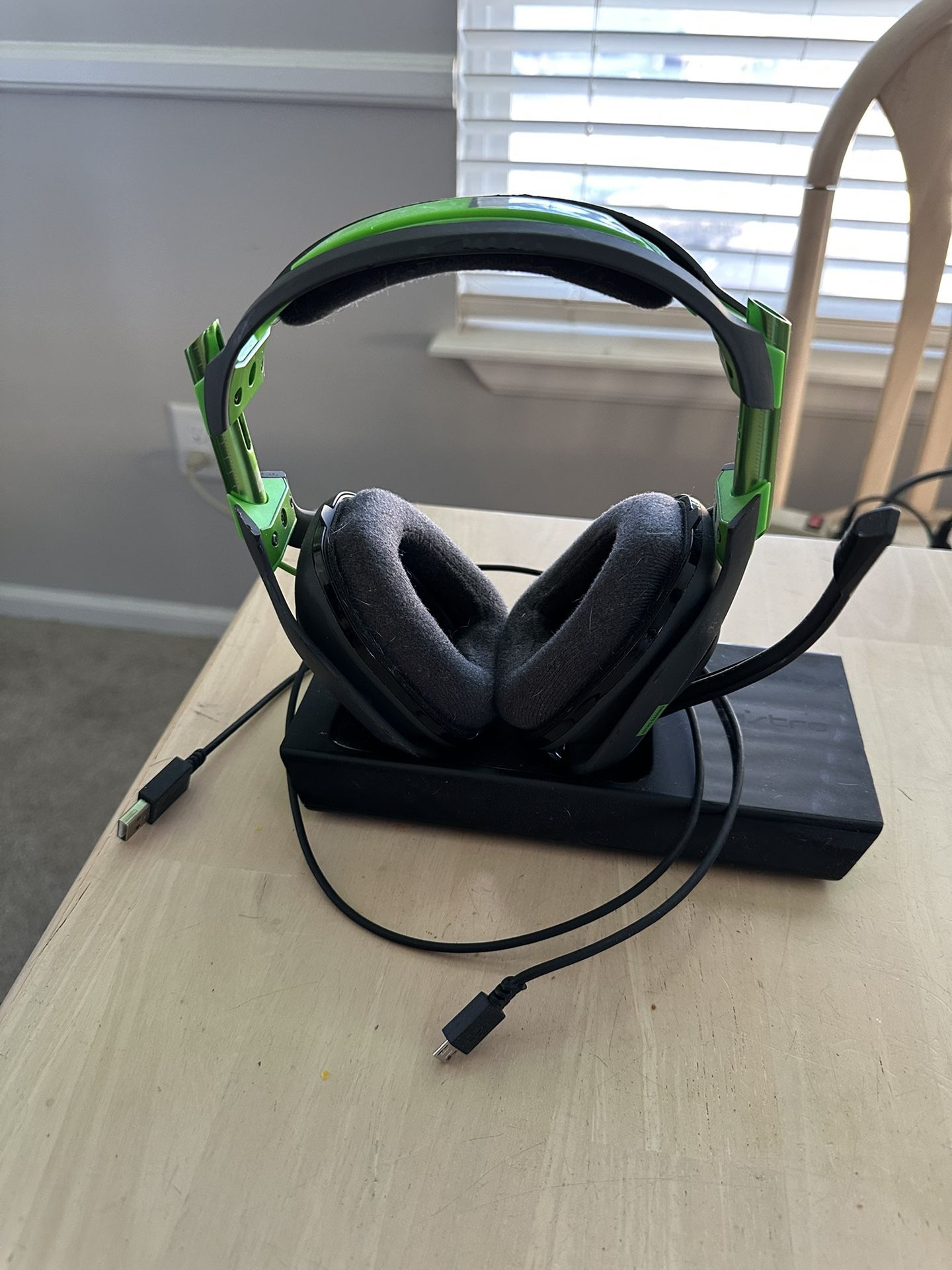 ASTRO Gaming A50 Wireless Dolby Gaming Headset