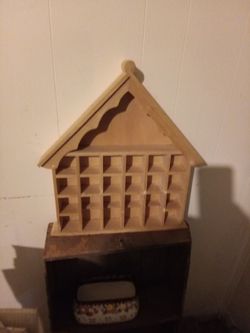 Wooden Shadow House Box 