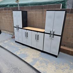 Keter Garage Storage Cabinet Set, 2 tall cabinets, 2 short cabinets, lockable with shelves, Good Condition