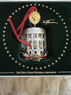 Christmas White House Ornament - 2018