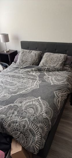 Queen Storage Bed