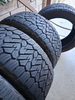 4 tires 305/45/22..Nitto Recon AT