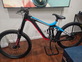 Giant glory 0 full suspension mountain bike