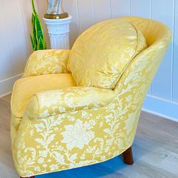 20th CENTURY YELLOW ARMREST CHAIR 