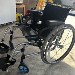Quickie2 Ultra Lightweight Wheelchair 