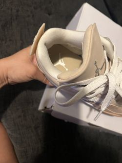 Nude/Beige Air Jordan 4