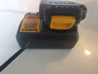🔋 DEWALT 20V MAX Battery
