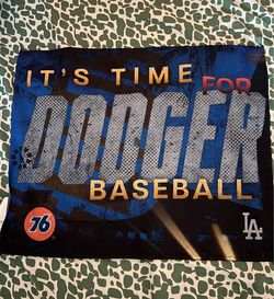 Dodgers NLD towels game 1