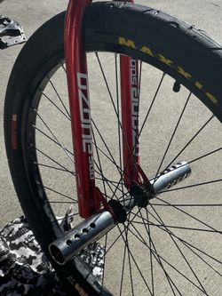 Throne Bmx