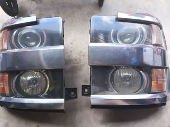 Chevy Silverado head lights 2500