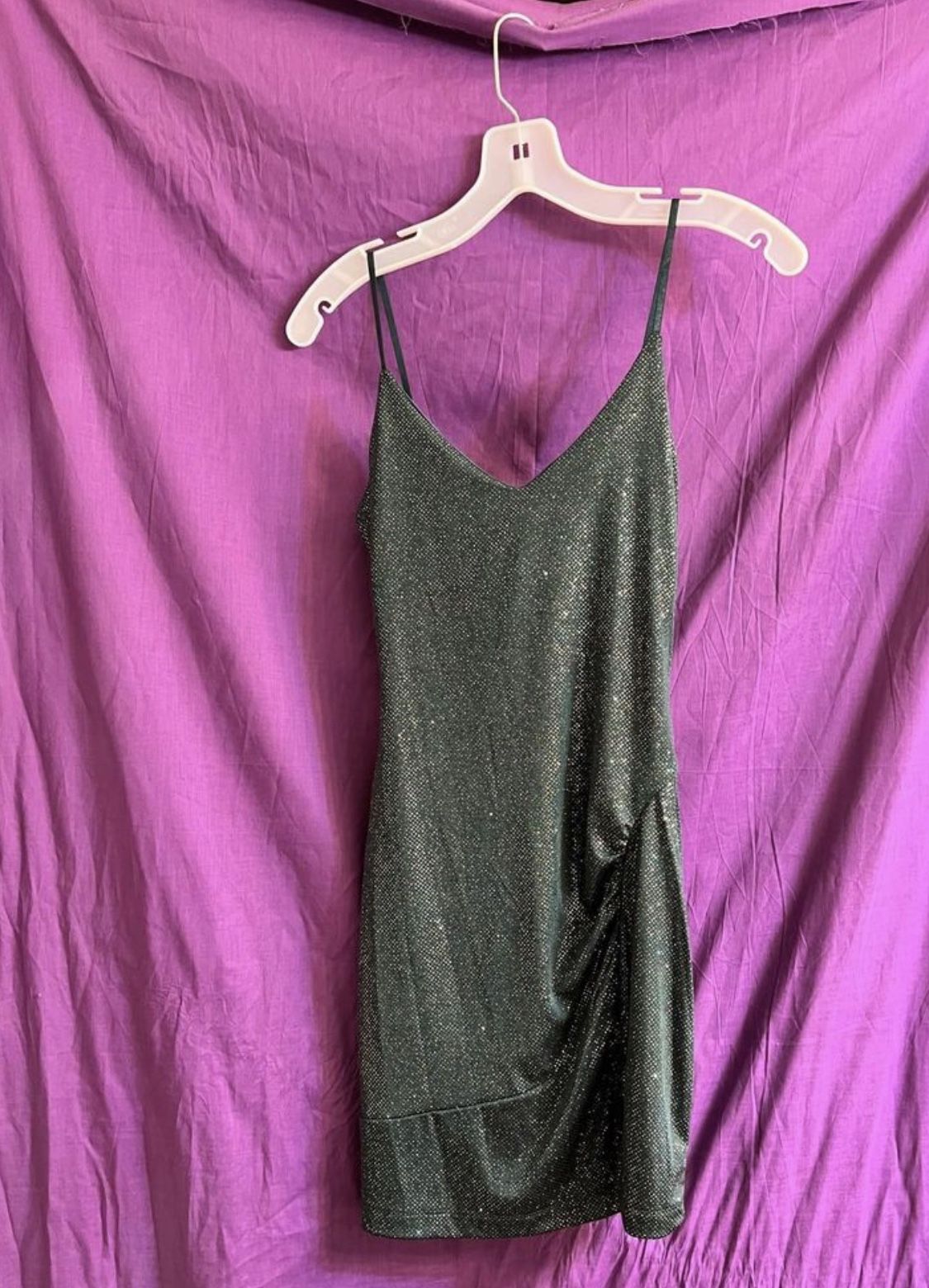 BNWOT Sparkly Emerald Green Dress