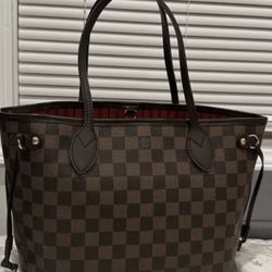 Louis Vuitton Damier Neverfull PM Tote