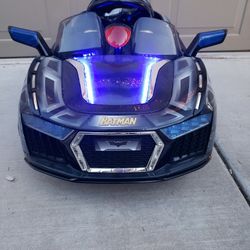 Batman Hauck E-Batmobile Battery Powered 6V Child Ride On Car