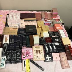 Makeup Hugh End Buddle 